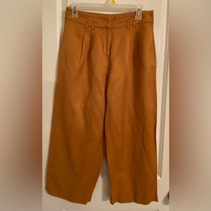ASOS crop pants in size 6